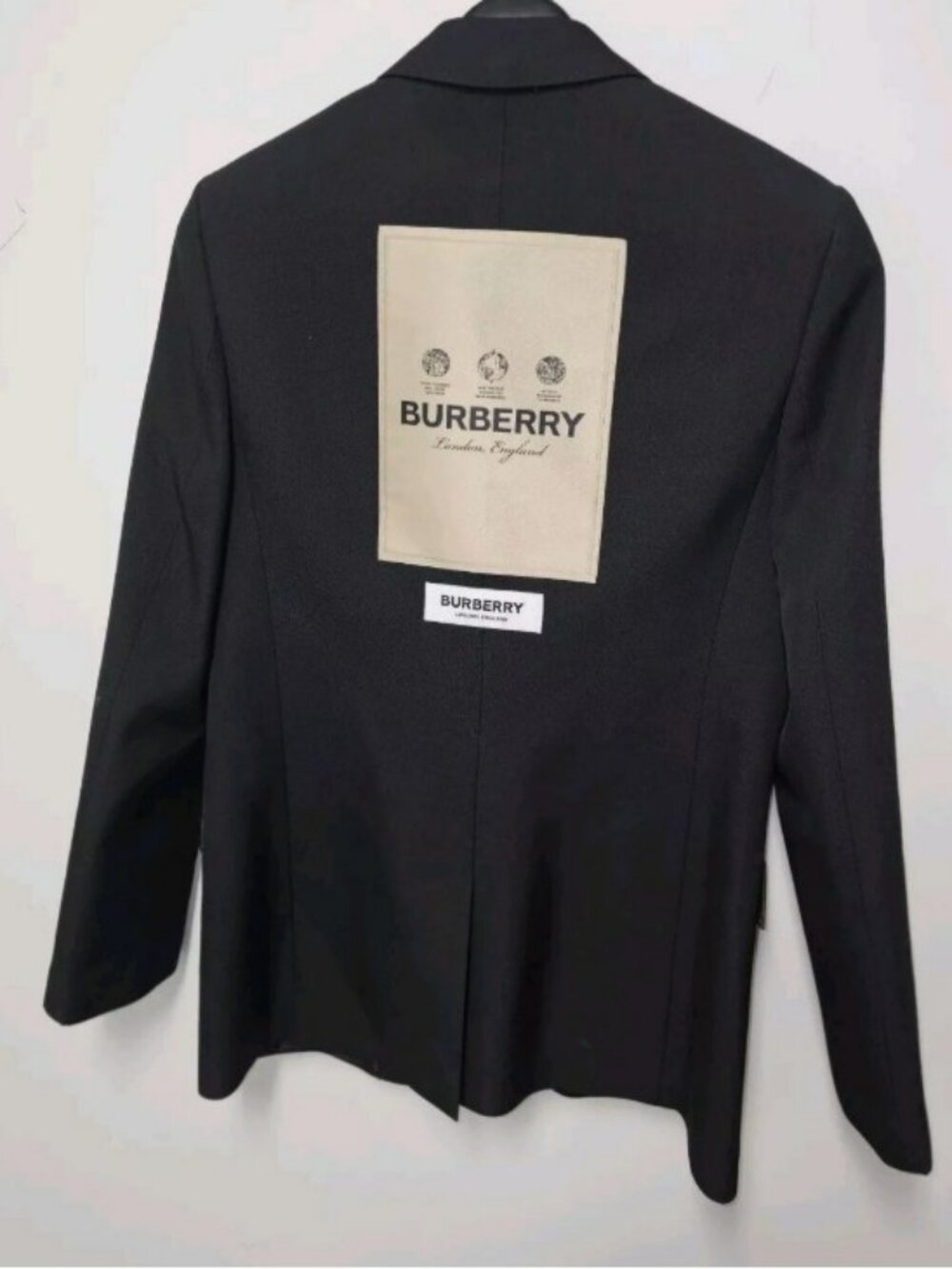BURBERRY Size 2 US Authentic Black Blazer With Twill Silk Patches NWT - Picture 2 of 8